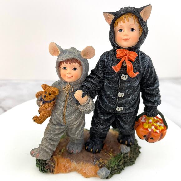 Boyd's Bears Yesterday's Child Cathy and Miranda First Trick or Treat 2003 - Picture 2 of 16